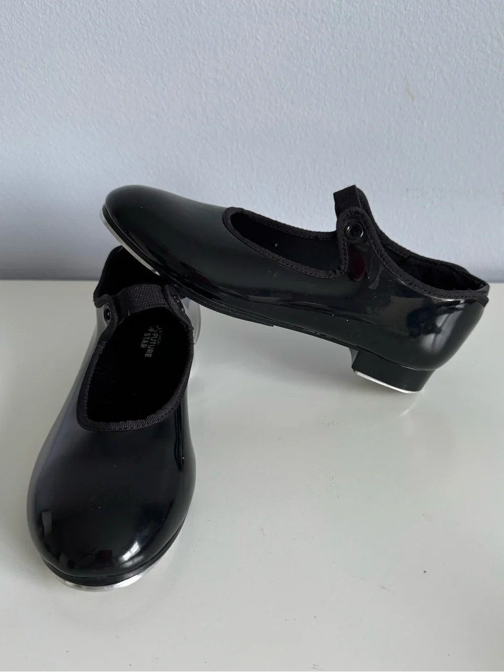 Capezio Future Star Black Patent Tap Shoes Girls 1M